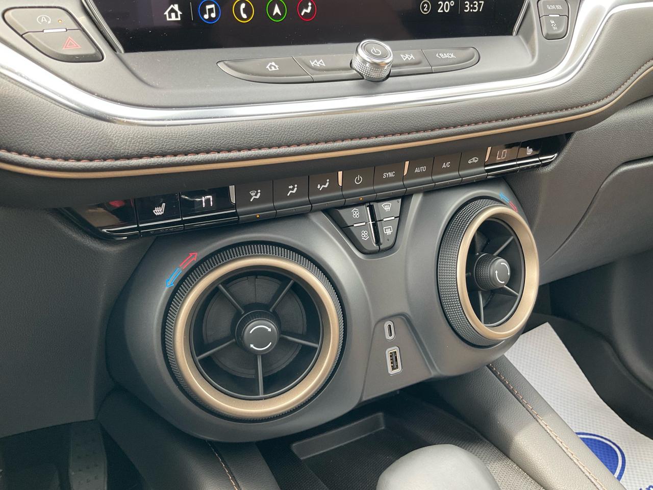 2024 Chevrolet Blazer Premier Photo5