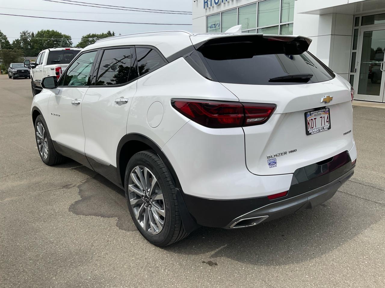 2024 Chevrolet Blazer Premier Photo3