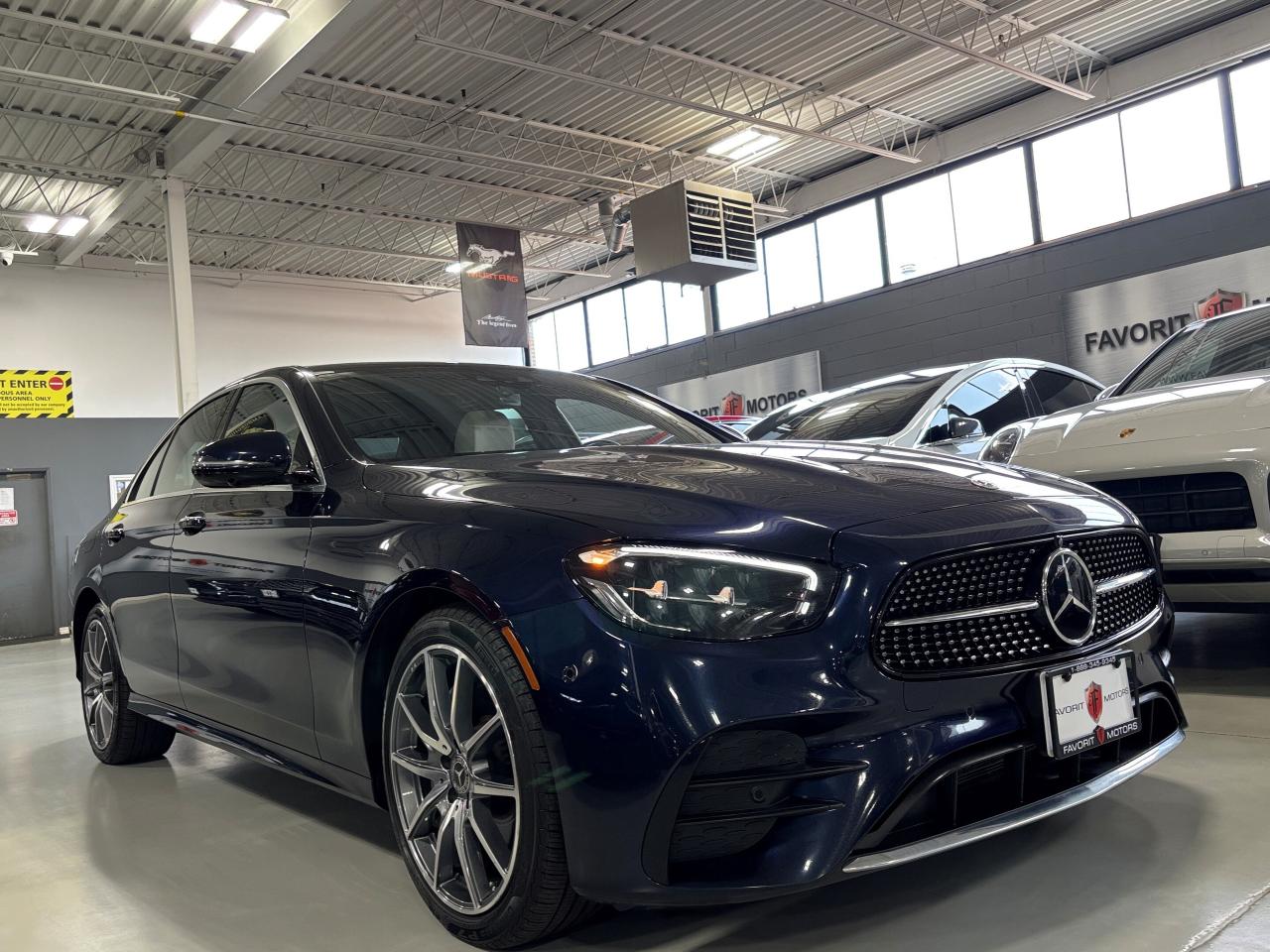 2023 Mercedes-Benz E-Class E350|4MATIC|AMGPKG|NAV|WOOD|CREAMLEATHER|AMBIENT|+ - Photo #2