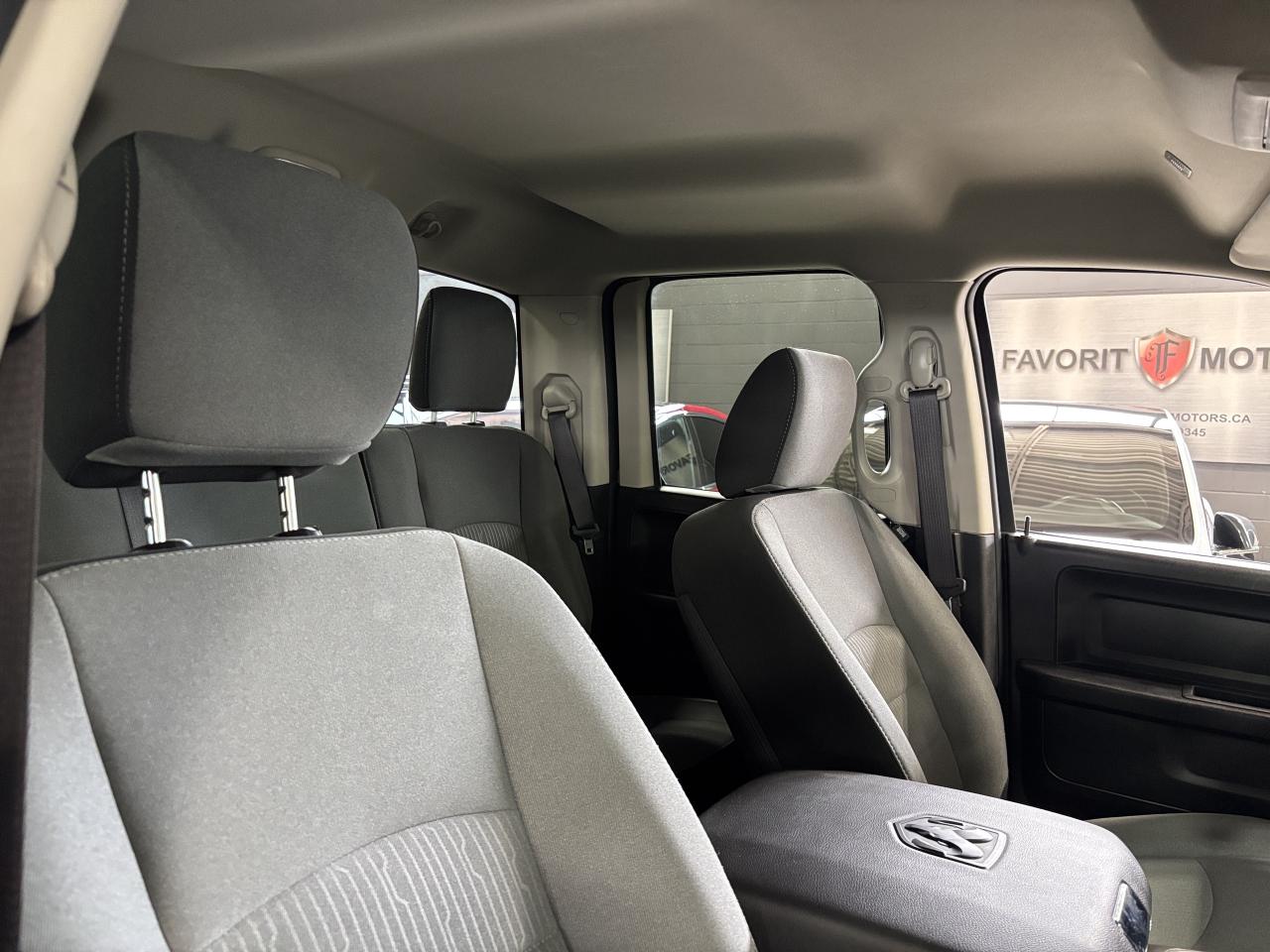 2023 RAM 1500 Classic Express|V8HEMI|4X4|QUADCAB|LONGBED|HEATEDSEATS|+++ - Photo #10