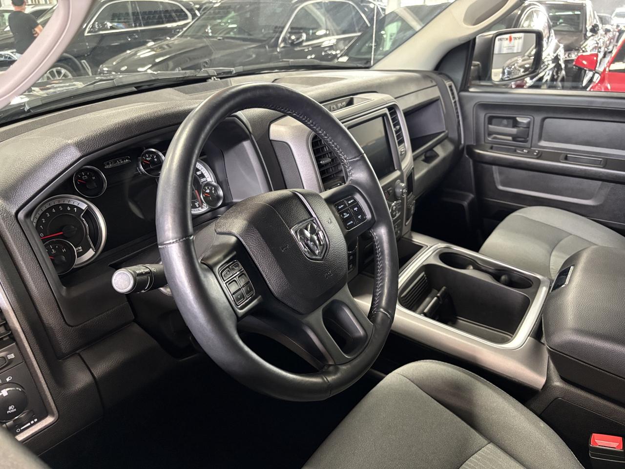 2023 RAM 1500 Classic Express|V8HEMI|4X4|QUADCAB|LONGBED|HEATEDSEATS|+++ - Photo #11