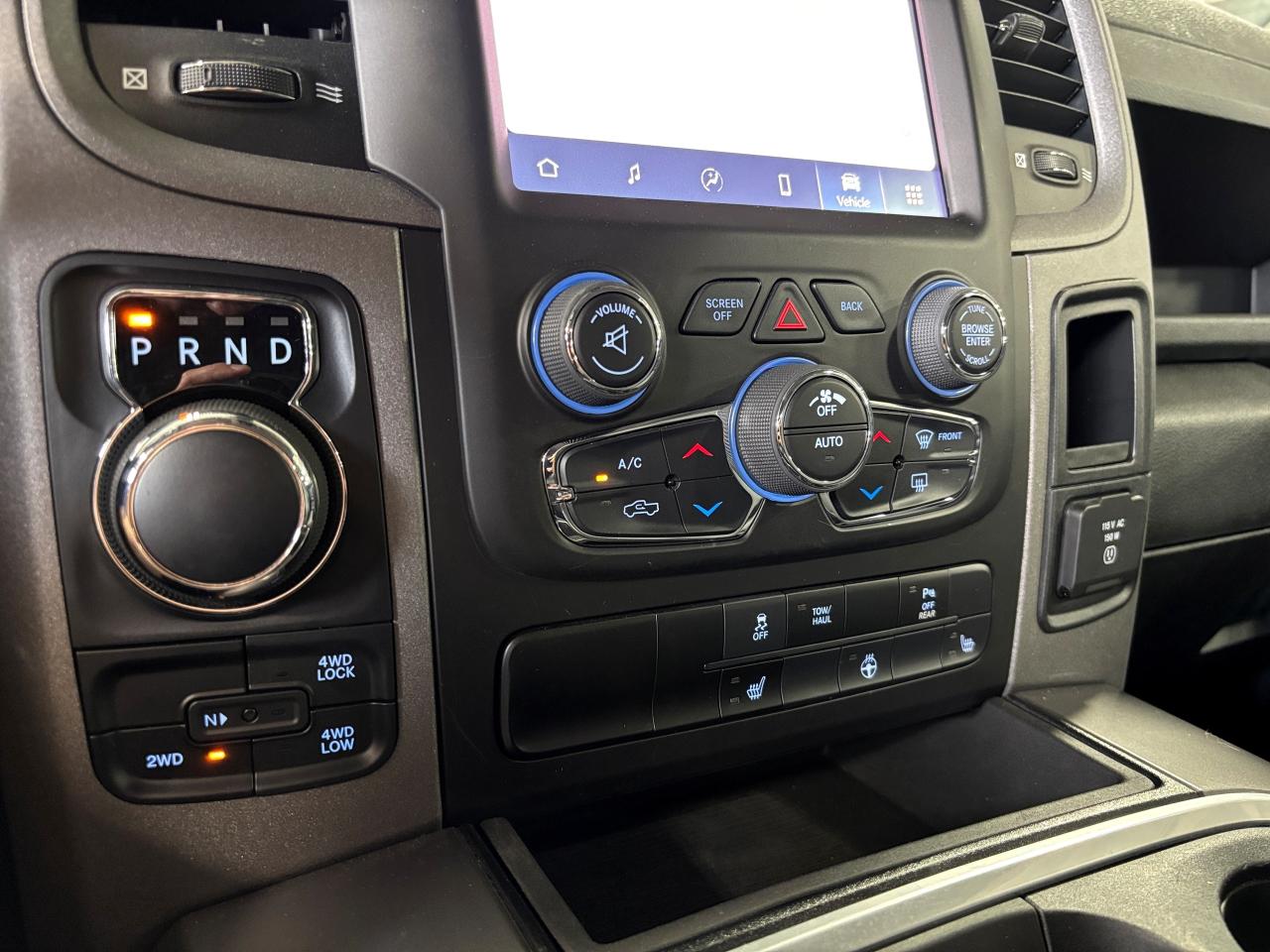 2023 RAM 1500 Classic Express|V8HEMI|4X4|QUADCAB|LONGBED|HEATEDSEATS|+++ - Photo #23