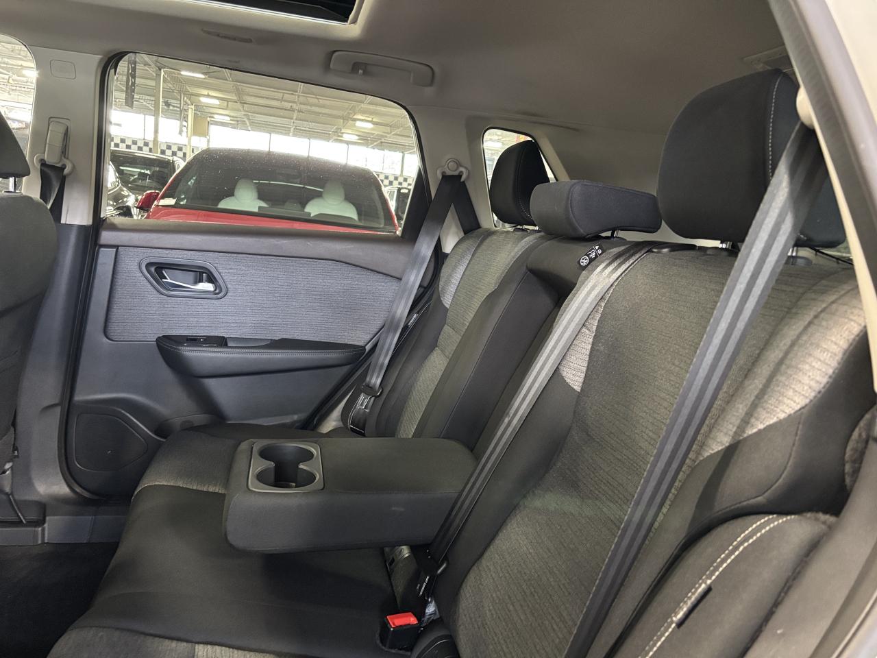 2021 Nissan Rogue SV AWD|360CAM|PANOROOF|ALLOYS|HEATEDSEATS|+++ - Photo #9