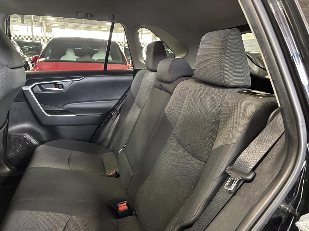 2021 Toyota RAV4 Hybrid XLE|AWD|ALLOYS|SUNROOF|BACKUPCAM|+++ - Photo #7