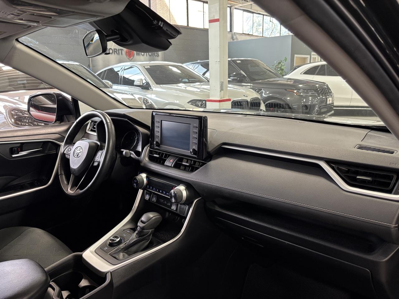 2021 Toyota RAV4 Hybrid XLE|AWD|ALLOYS|SUNROOF|BACKUPCAM|+++ - Photo #10