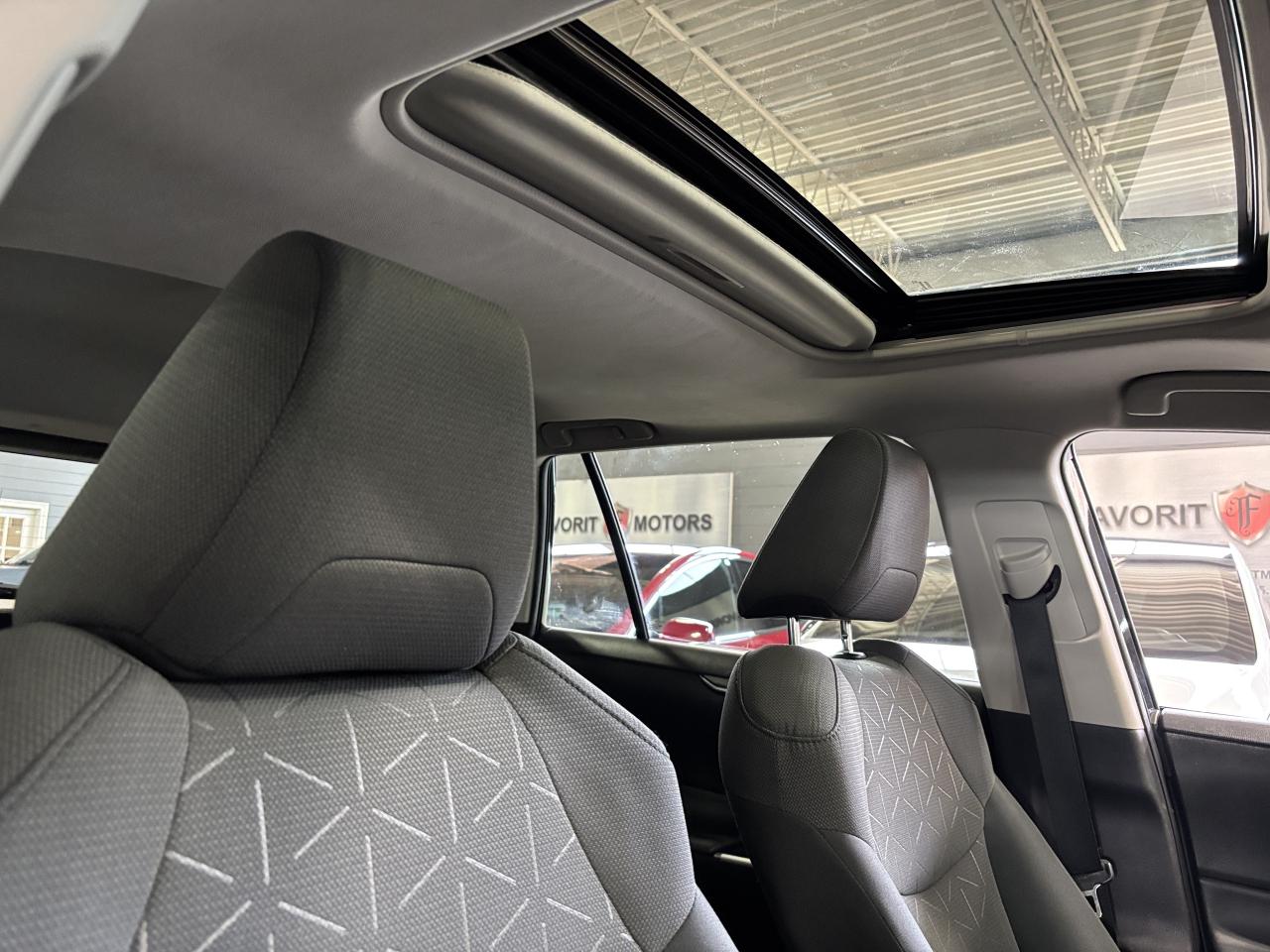2021 Toyota RAV4 Hybrid XLE|AWD|ALLOYS|SUNROOF|BACKUPCAM|+++ - Photo #11