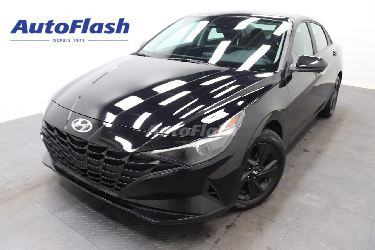 Used 2023 Hyundai Elantra PREFERRED, CARPLAY, TOIT, CAMERA, BLUETOOTH for sale in Saint-Hubert, QC