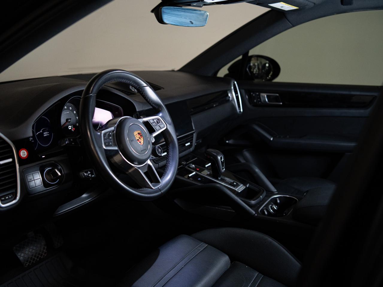 2022 Porsche Cayenne COUPE | PREMIUM PLUS PKG | BOSE | 21 IN WHEELS Photo