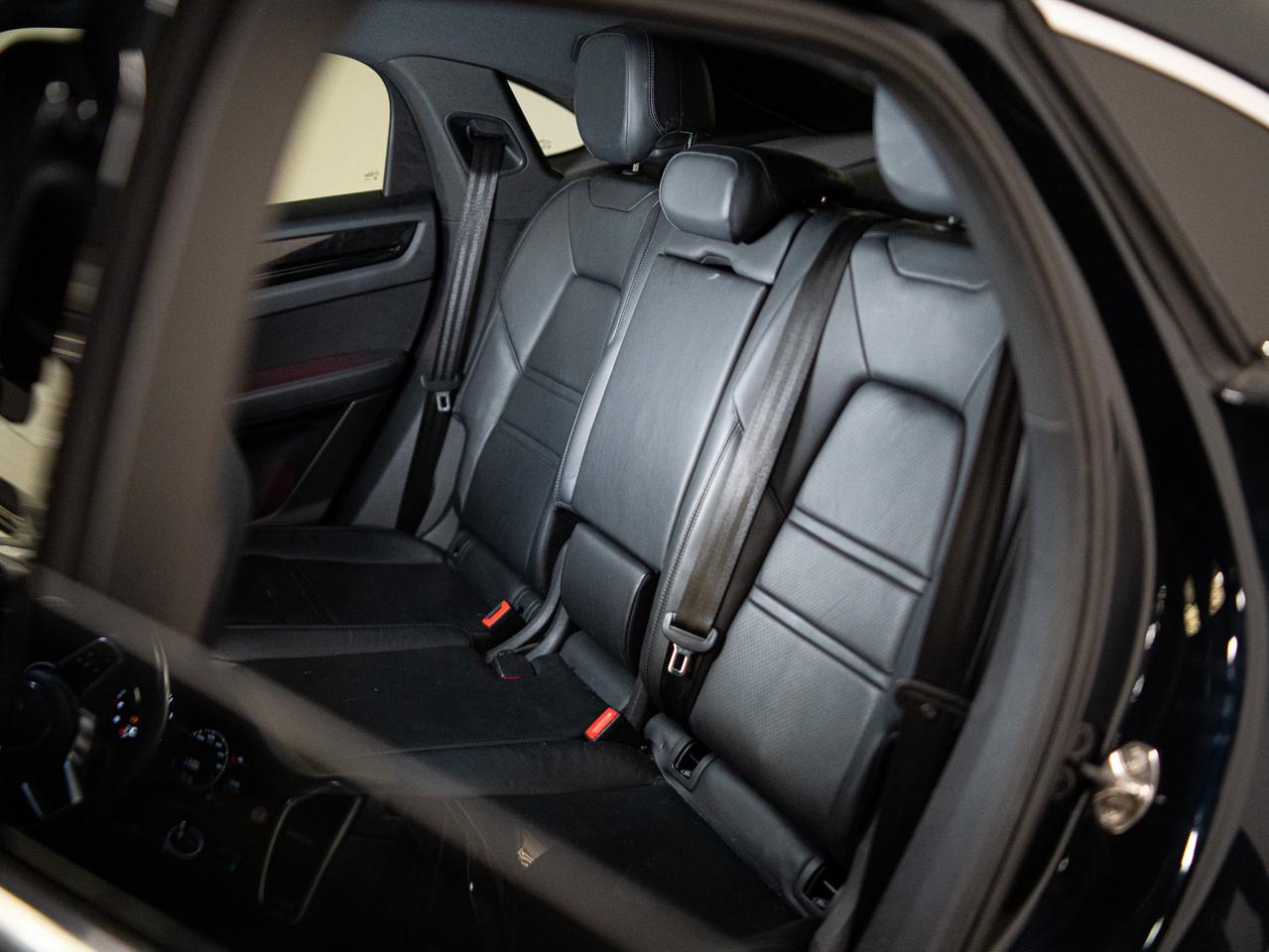 2022 Porsche Cayenne COUPE | PREMIUM PLUS PKG | BOSE | 21 IN WHEELS Photo