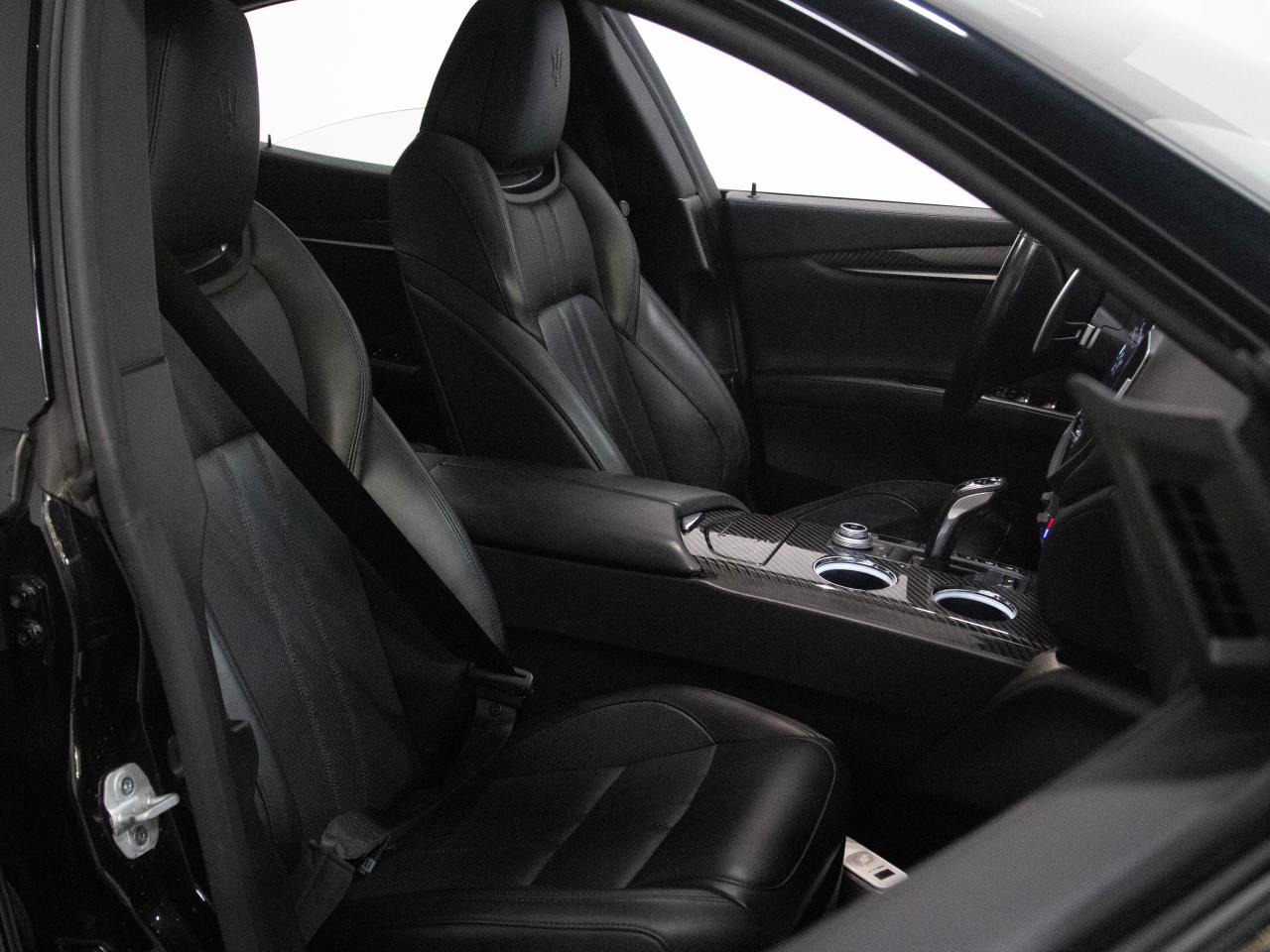 2021 Maserati Ghibli S Q4 GRANDSPORT | 3.0L | NERISSIMO | CARBON FIBRE Photo