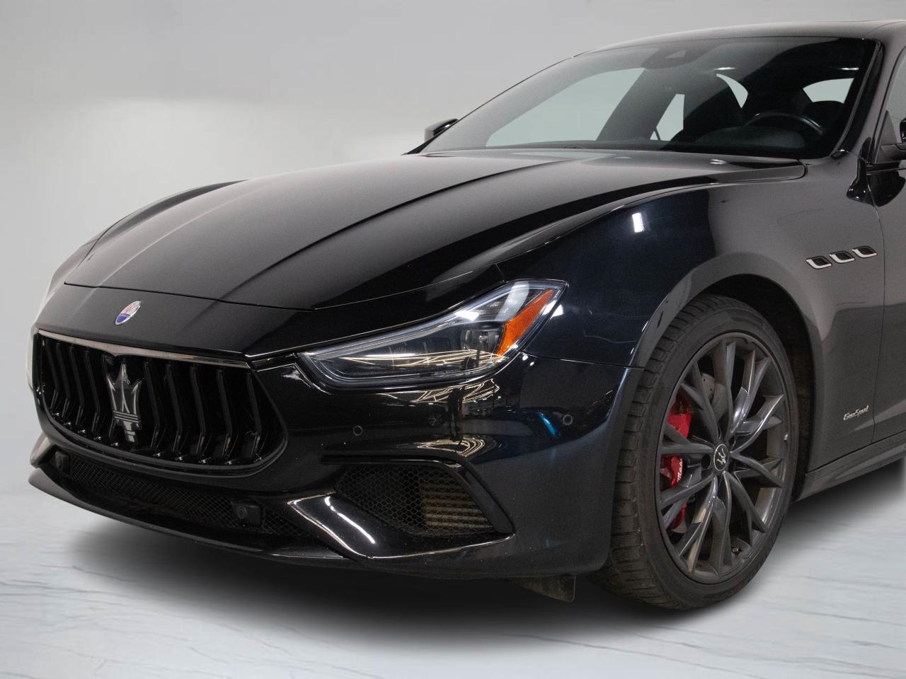 2021 Maserati Ghibli S Q4 GRANDSPORT | 3.0L | NERISSIMO | CARBON FIBRE Photo