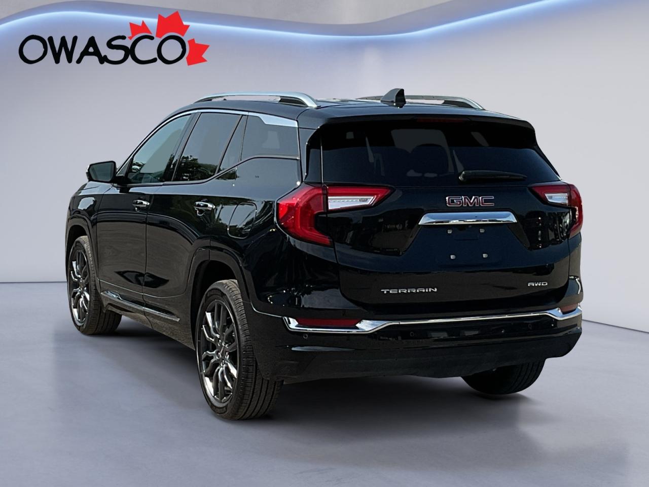 2023 GMC Terrain 1.5L Denali! One Owner! Off Lease! Nice SUV! Photo3