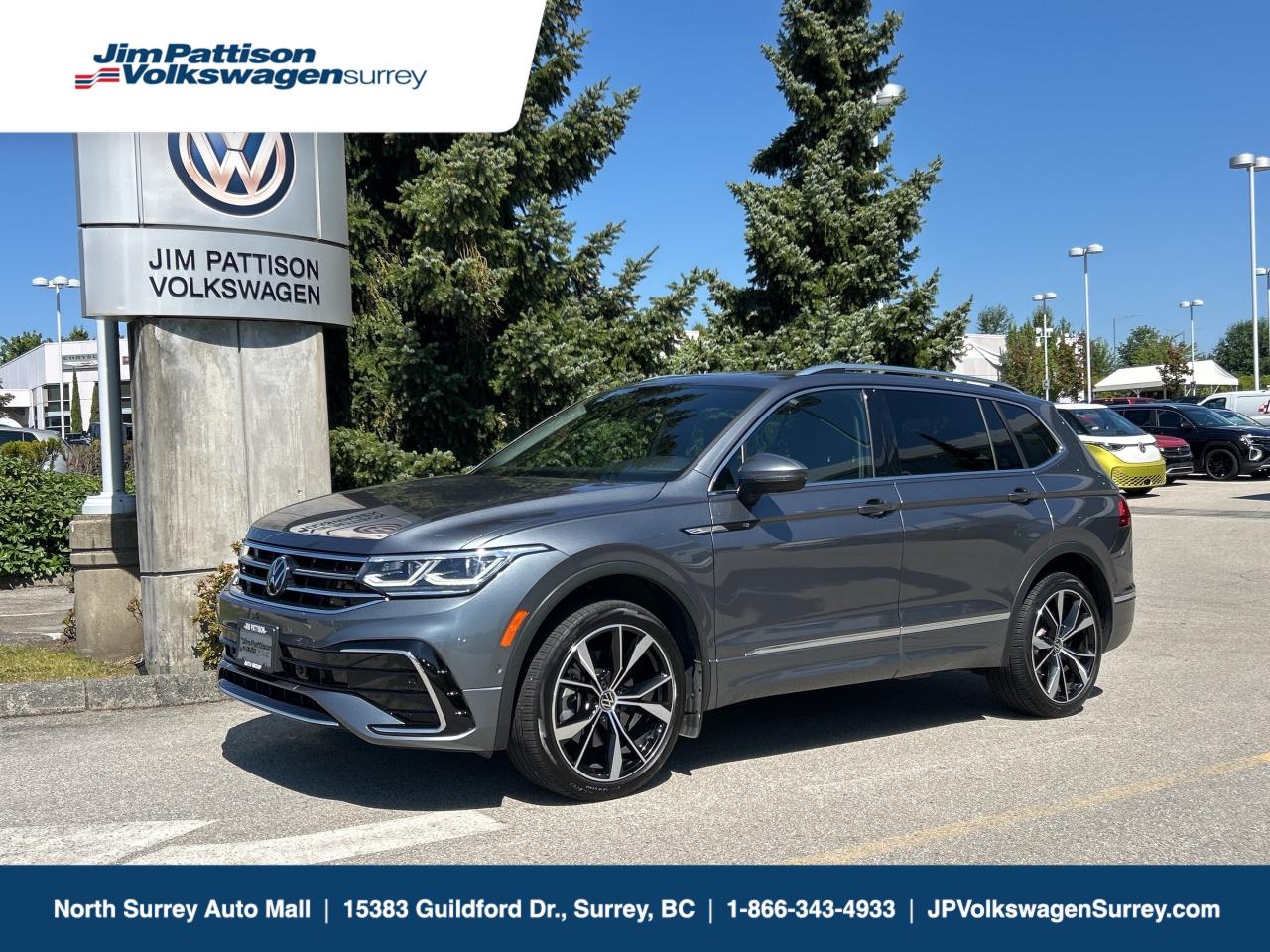 Used 2022 Volkswagen Tiguan Highline R-Line, LOW MILEAGE, NO ACCIDENT for sale in Surrey, BC