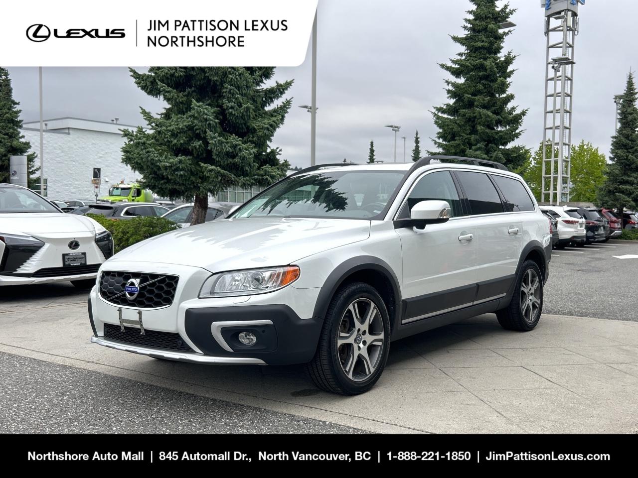 Used 2015 Volvo XC70 T6 AWD A Platinum / Rare *STATION WAGON* / No Acci for sale in North Vancouver, BC