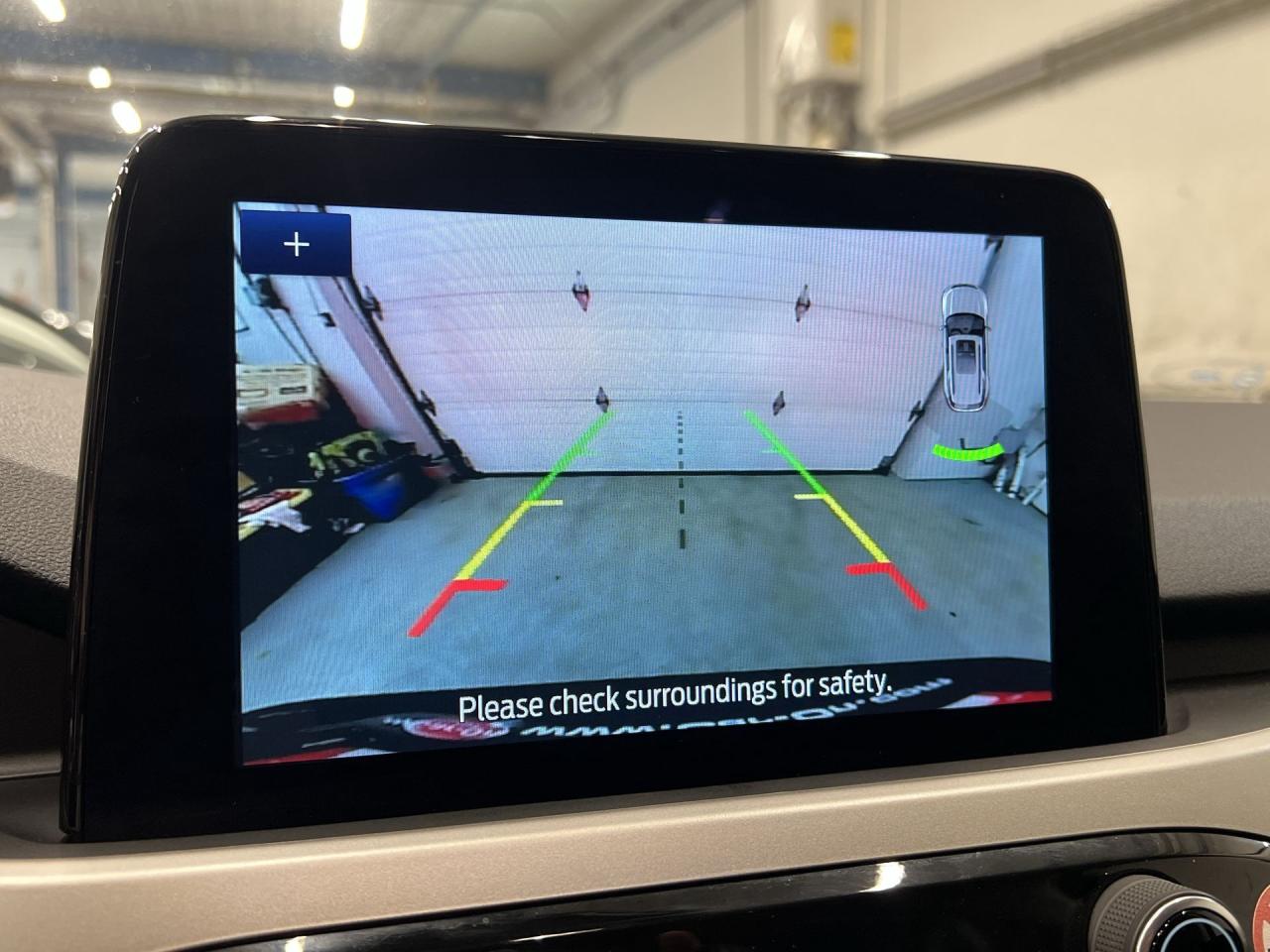 2022 Ford Escape SEL AWD| HTD LEATHER| CARPLAY| ALLOYS|REMOTE START Photo