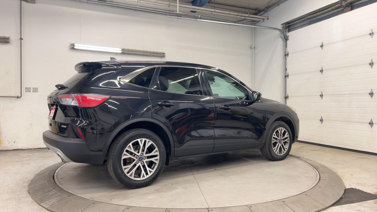2022 Ford Escape SEL AWD| HTD LEATHER| CARPLAY| ALLOYS|REMOTE START Photo