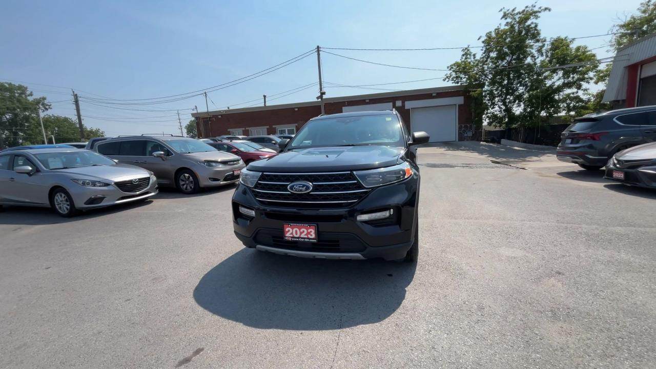 2023 Ford Explorer AWD| 6-PASS| HTD LEATHER| PANO ROOF| CARPLAY| NAV Photo