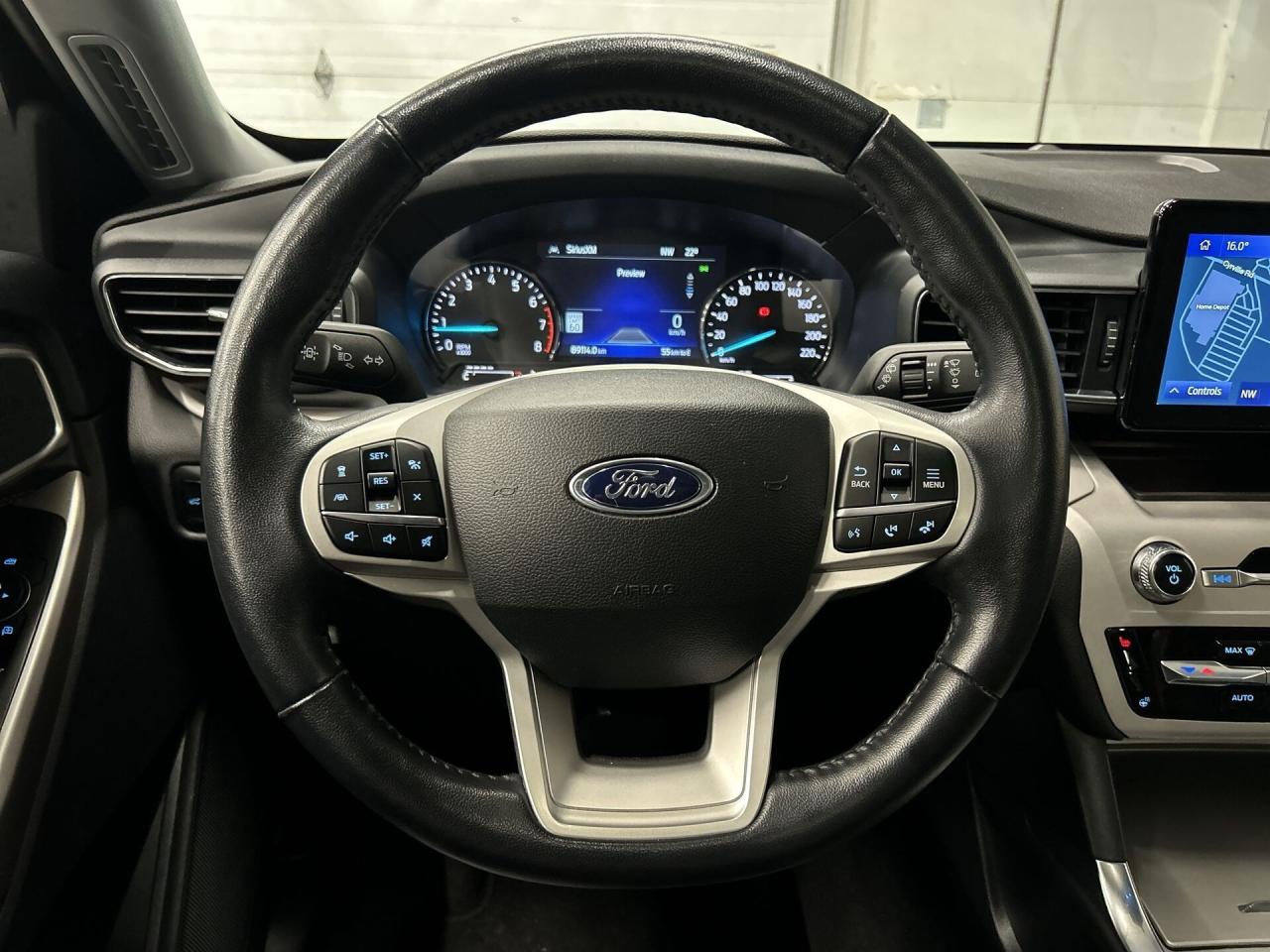 2023 Ford Explorer AWD| 6-PASS| HTD LEATHER| PANO ROOF| CARPLAY| NAV Photo