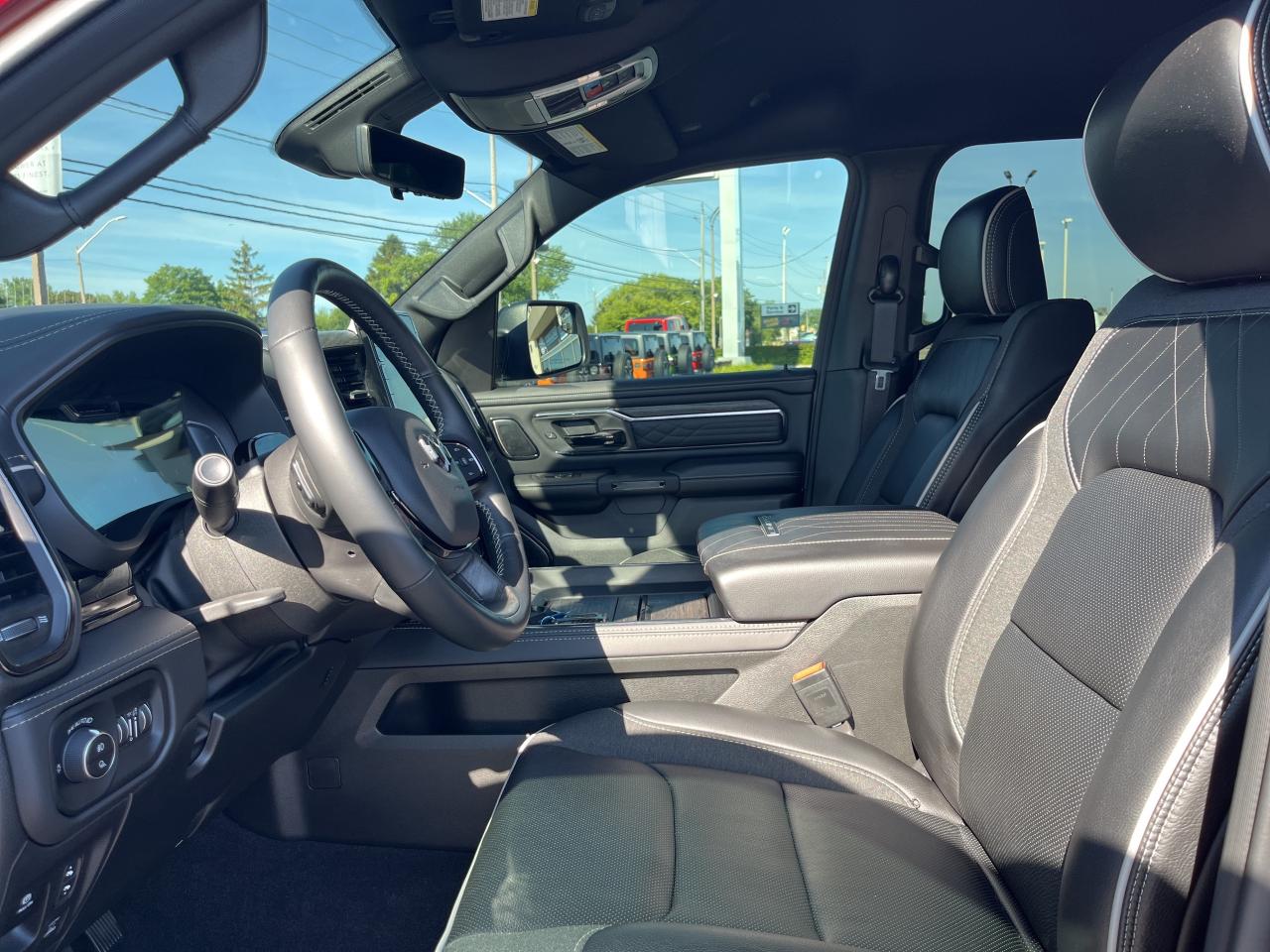 2025 RAM 1500 NIGHT EDITION / NAV / HIGH OUTPUT TWIN TURBO Photo