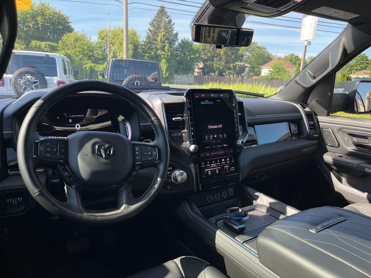 2025 RAM 1500 NIGHT EDITION / NAV / HIGH OUTPUT TWIN TURBO Photo