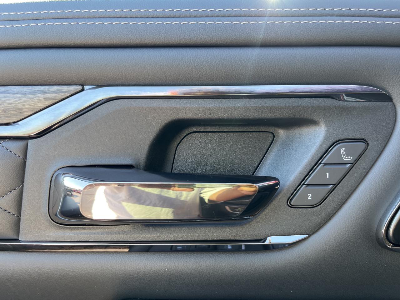 2025 RAM 1500 NIGHT EDITION / NAV / HIGH OUTPUT TWIN TURBO Photo