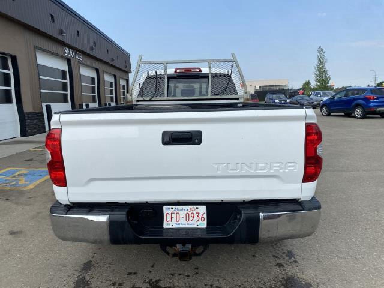 2017 Toyota Tundra SR5 5.7L V8 DOUBLE C - Photo #3