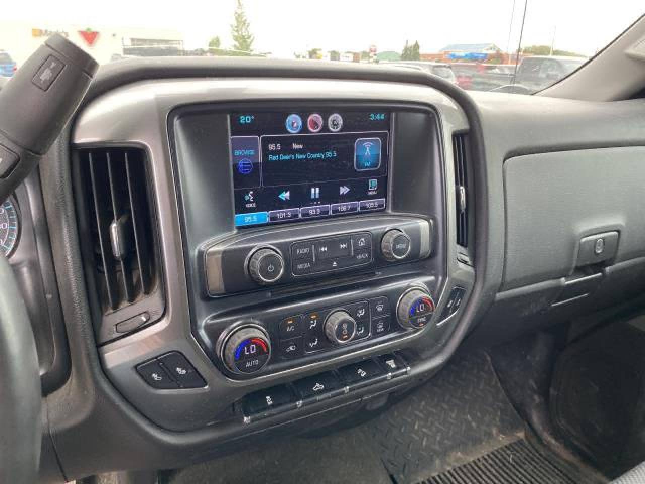 2016 Chevrolet Silverado 2500 HD LT Crew Cab 4WD - Photo #14