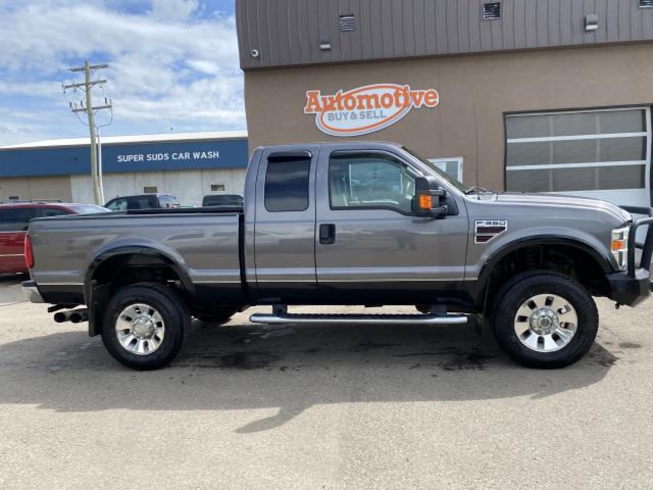 Used 2008 Ford F-350 SD Lariat SuperCab 4WD for sale in Stettler, AB