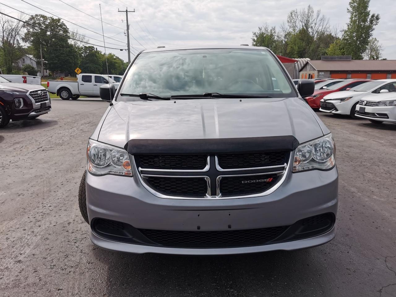 2015 Dodge Grand Caravan SE - Photo #8