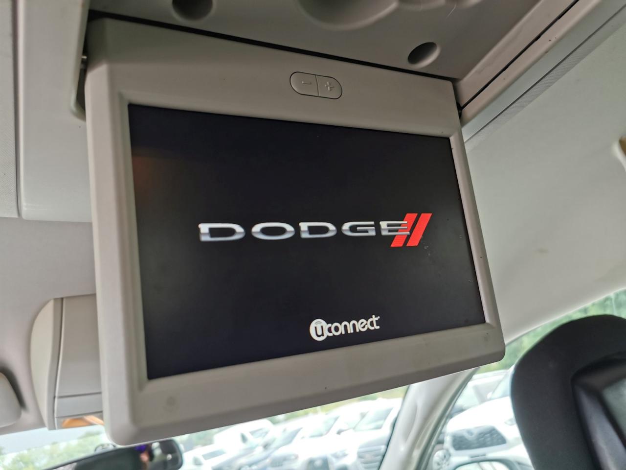 2015 Dodge Grand Caravan SE - Photo #17