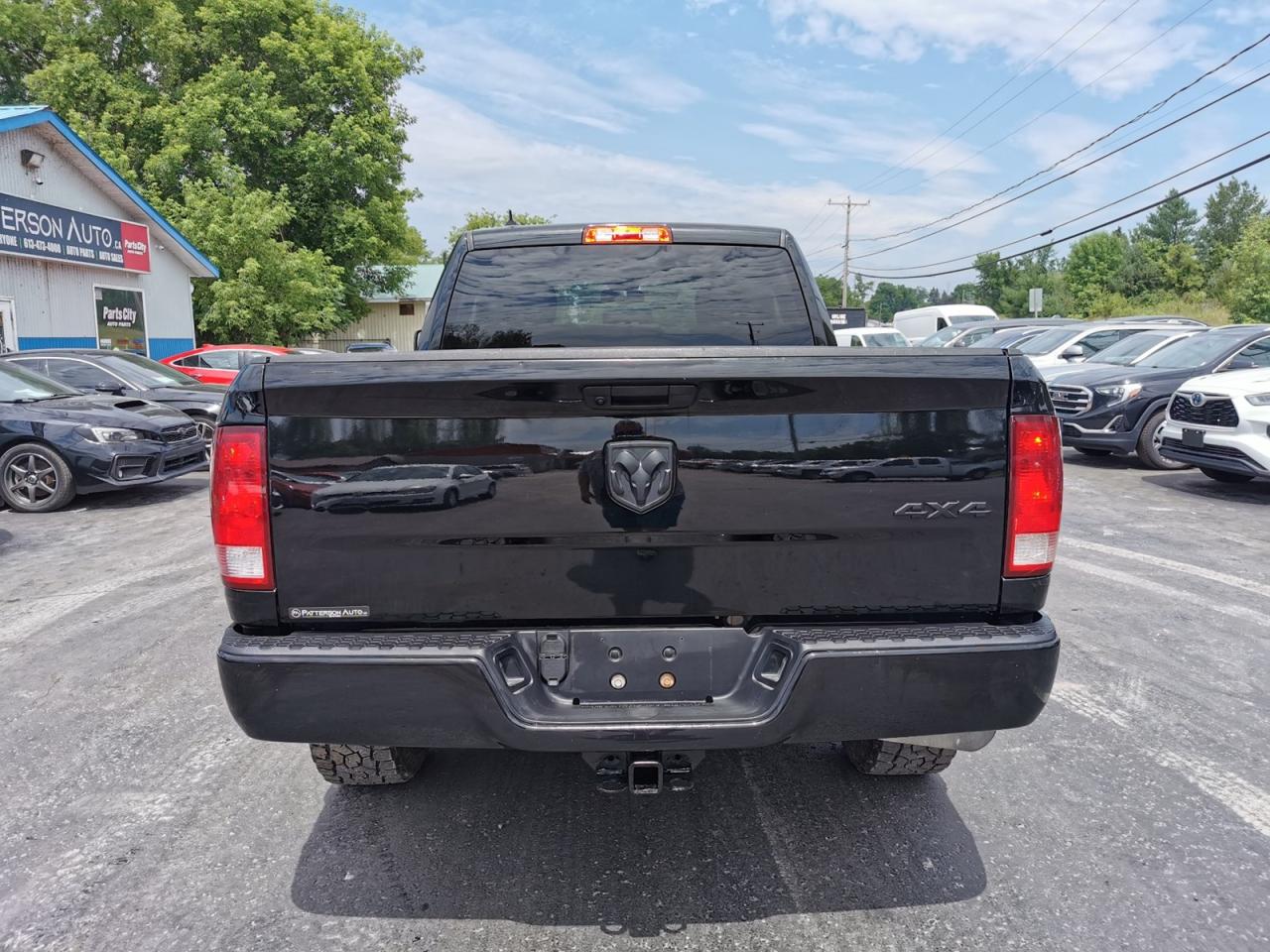 2021 RAM 1500 Classic Tradesman  Quad Cab - Photo #4
