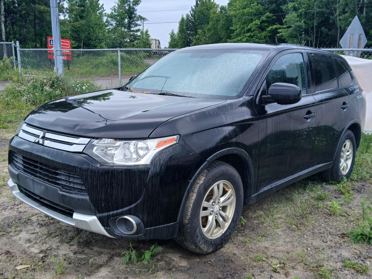 Used 2015 Mitsubishi Outlander SE AWC for sale in North Bay, ON