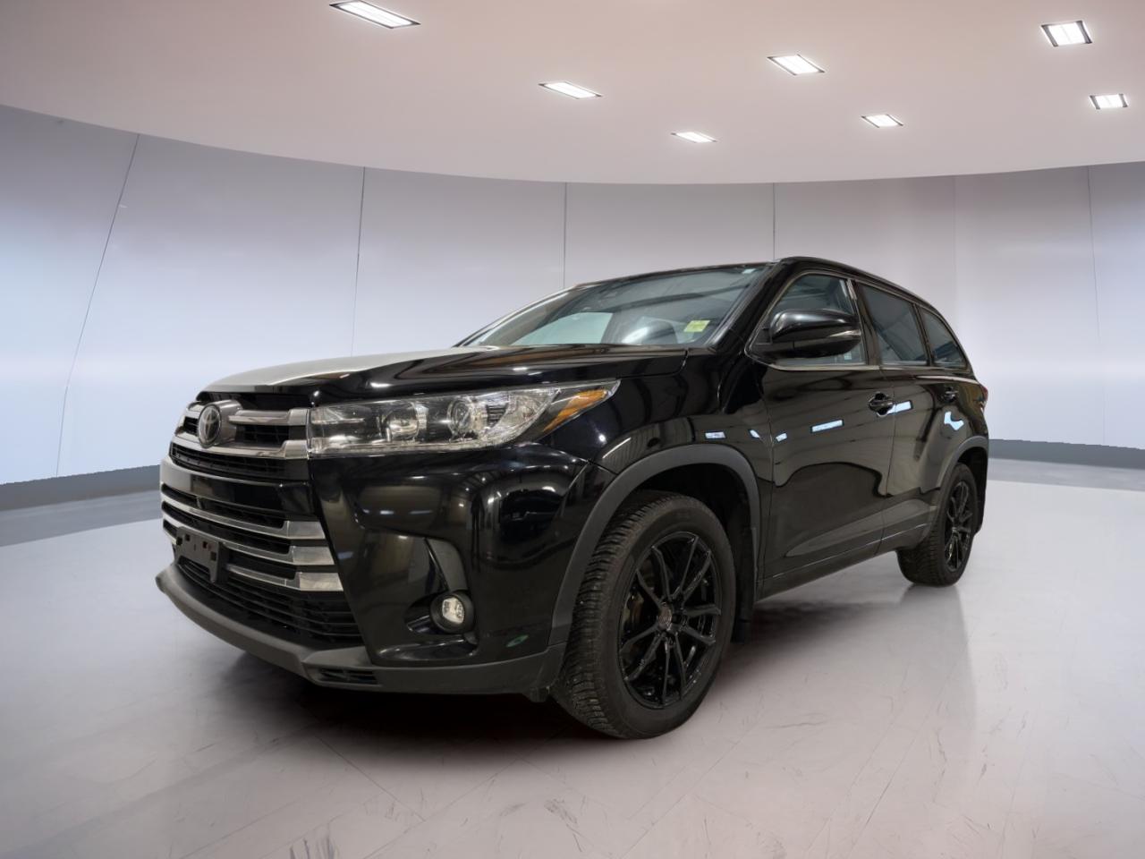 Used 2019 Toyota Highlander LIMITED for sale in Moose Jaw, SK