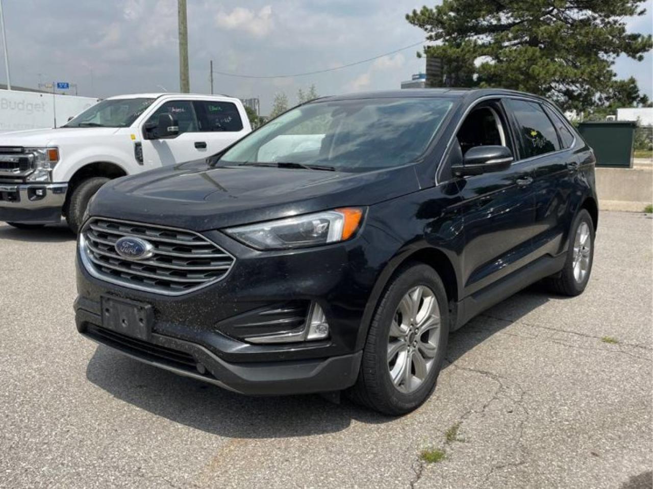 Used 2023 Ford Edge Titanium AWD | Leather | Panoramic Sunroof | Nav | Heated Seats | CarPlay + Android | and More ! for sale in Guelph, ON