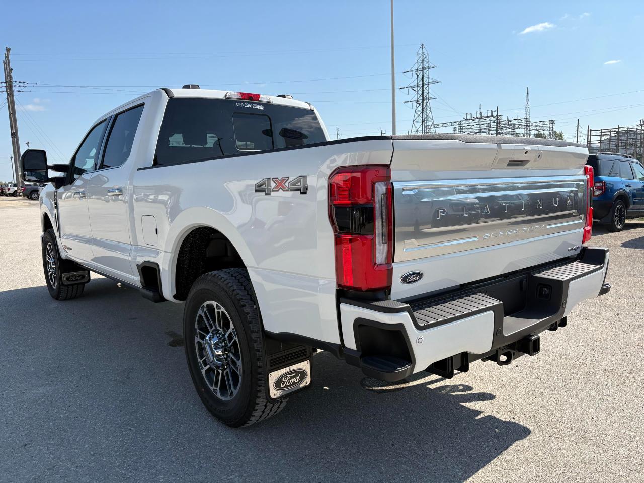 2026 Ford F-250 Super Duty SRW PLATINUM 4WD CREW CAB 6.75' BOX Photo5
