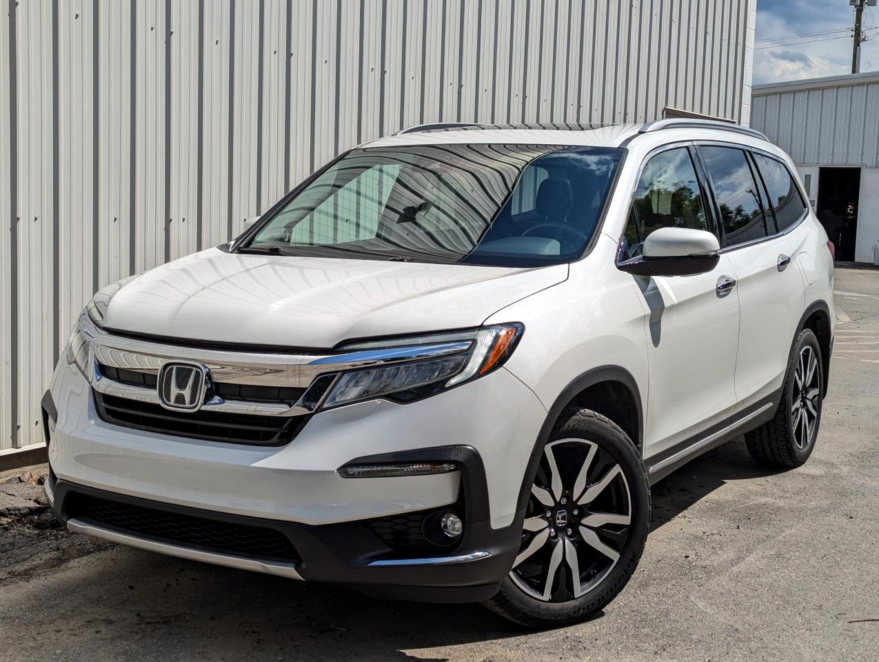 Used 2021 Honda Pilot Touring 7P $255 BI-WEEKLY - EXTENDED WARRANTY, WELL MAINTAINED, 2 SETS OF KEYS for sale in Cranbrook, BC