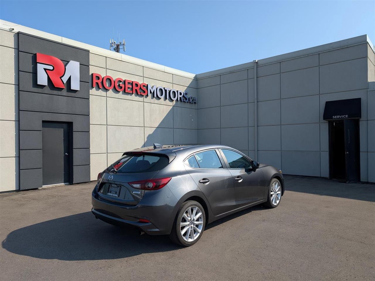 2018 Mazda MAZDA3 GT - SUNROOF - NAVI - HTD SEATS