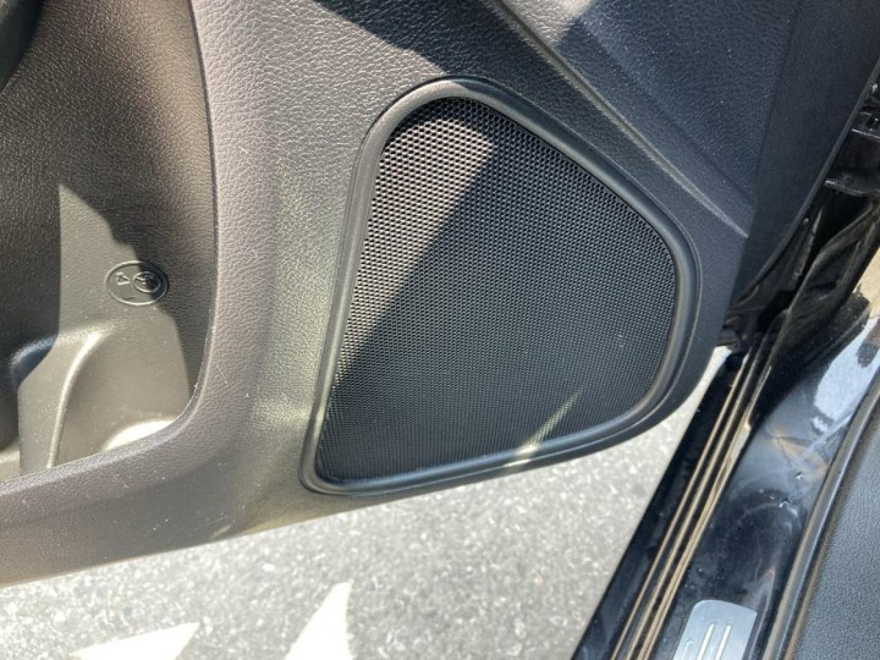 2023 Chrysler 300 300S AWD | Remote Start | Leather Photo