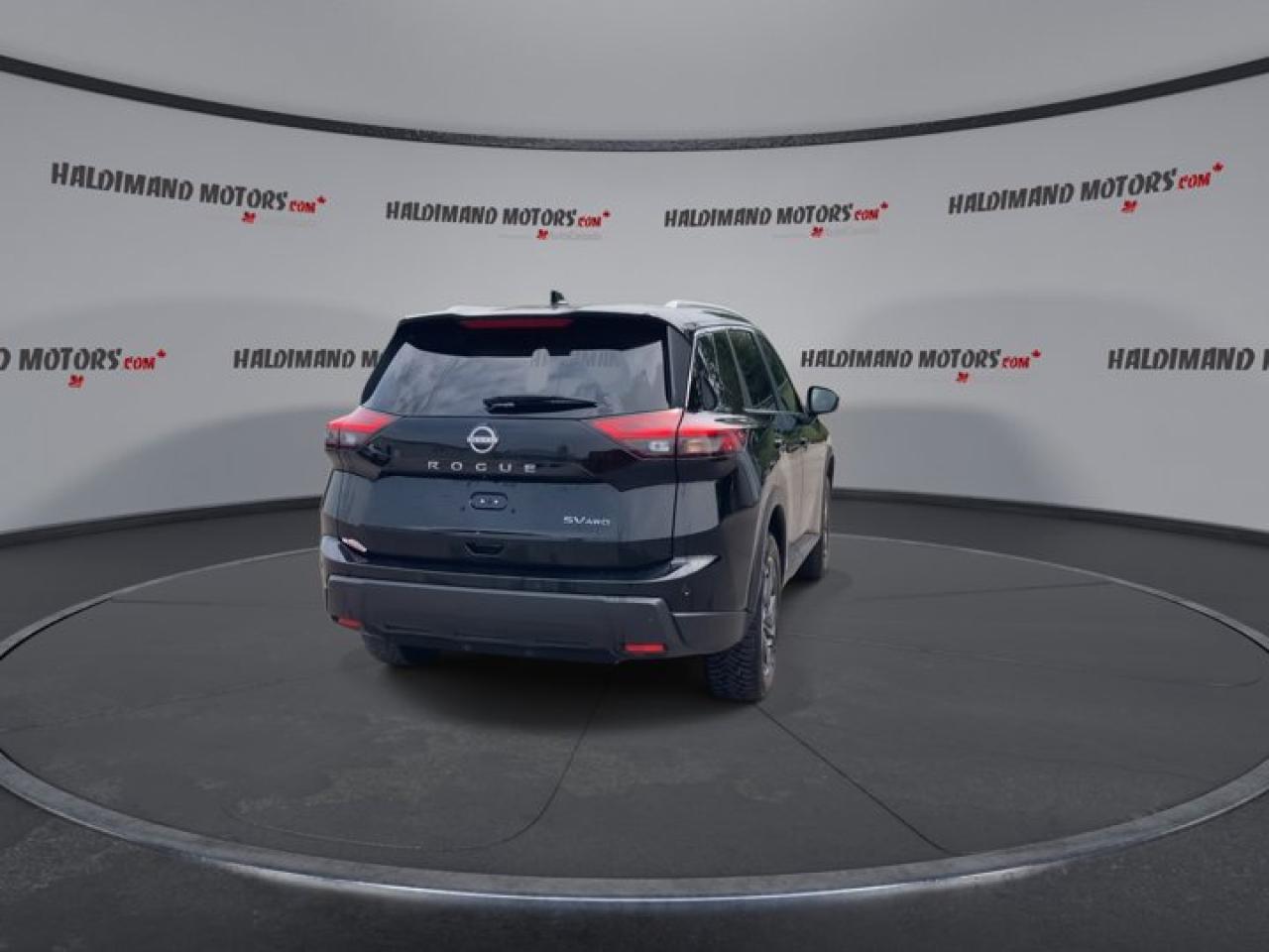 2024 Nissan Rogue SV Moonroof AWD | Photo