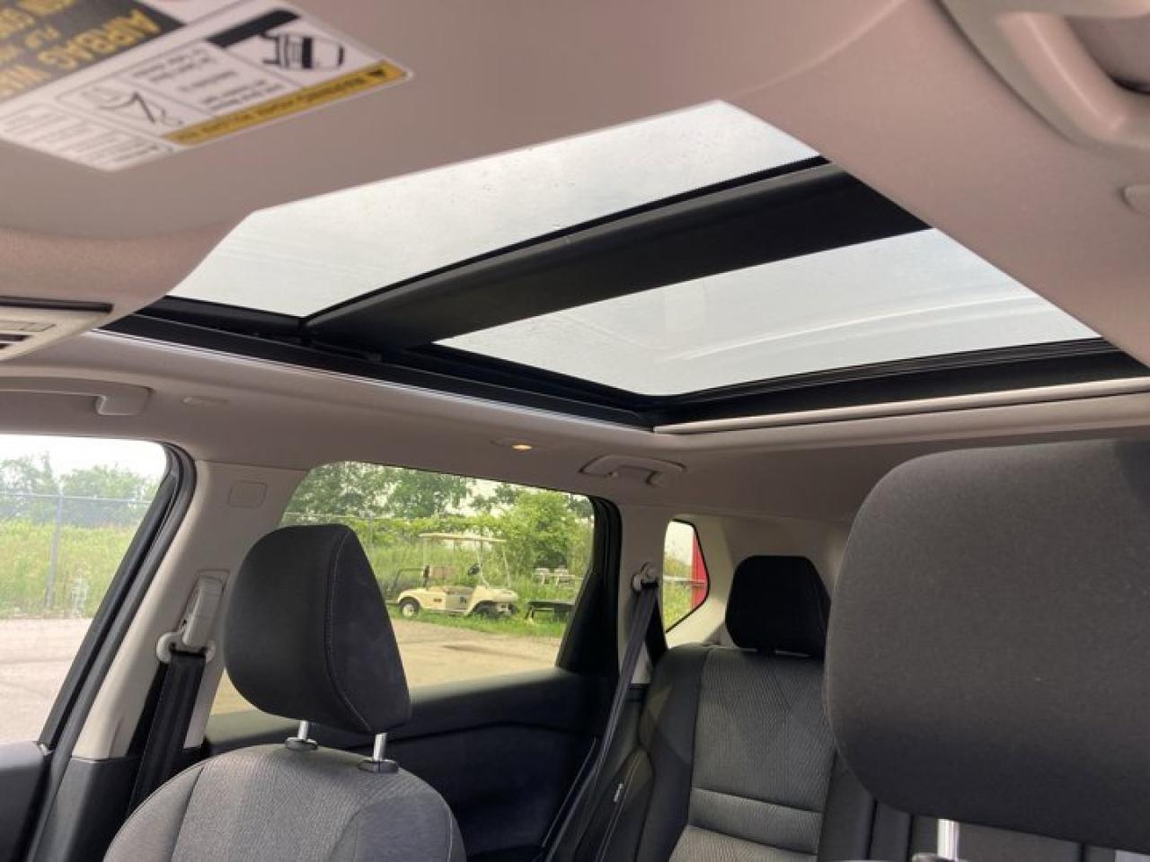 2024 Nissan Rogue SV Moonroof AWD | Photo