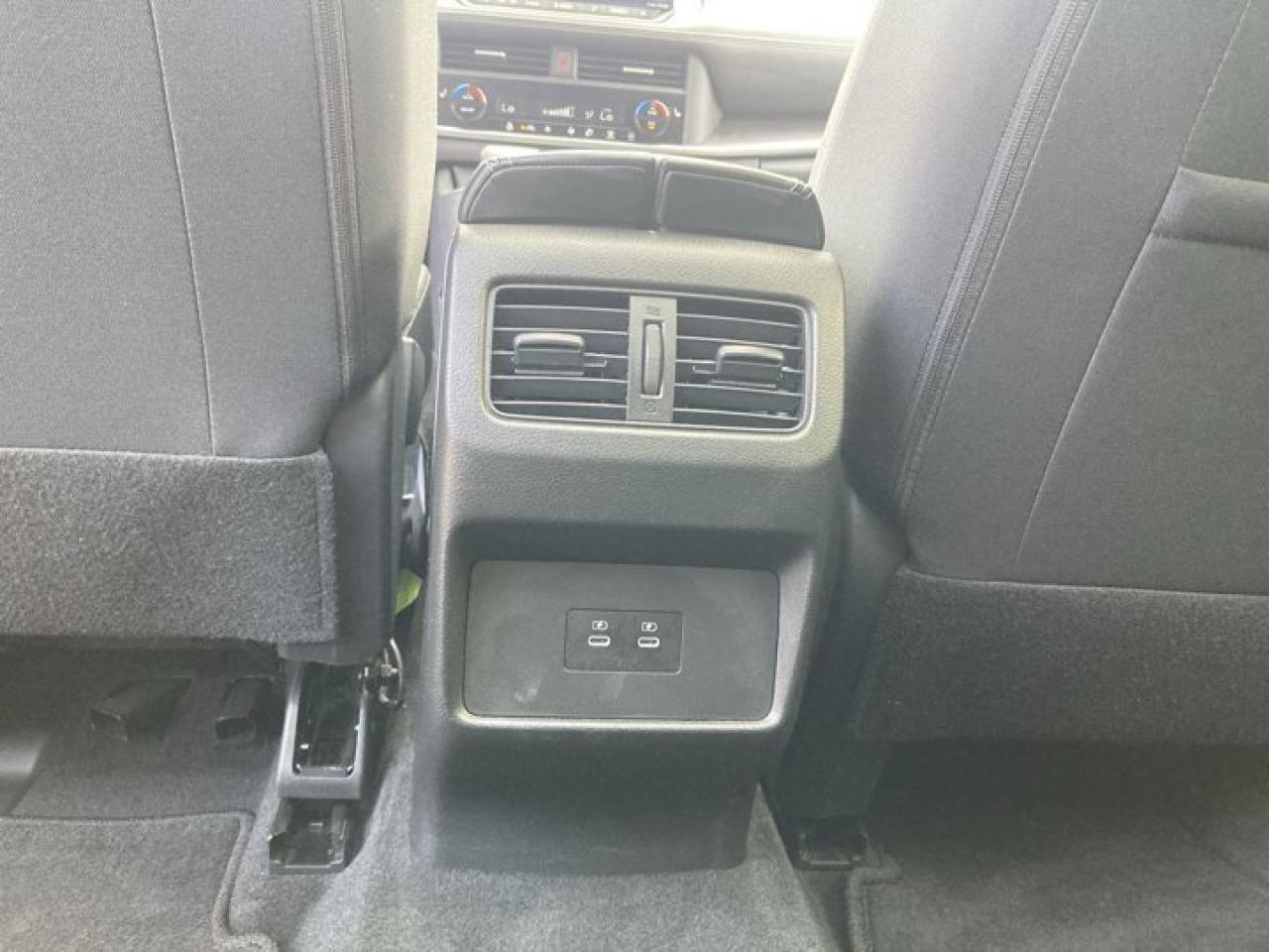 2024 Nissan Rogue SV AWD | Panoramic Sunroof Photo