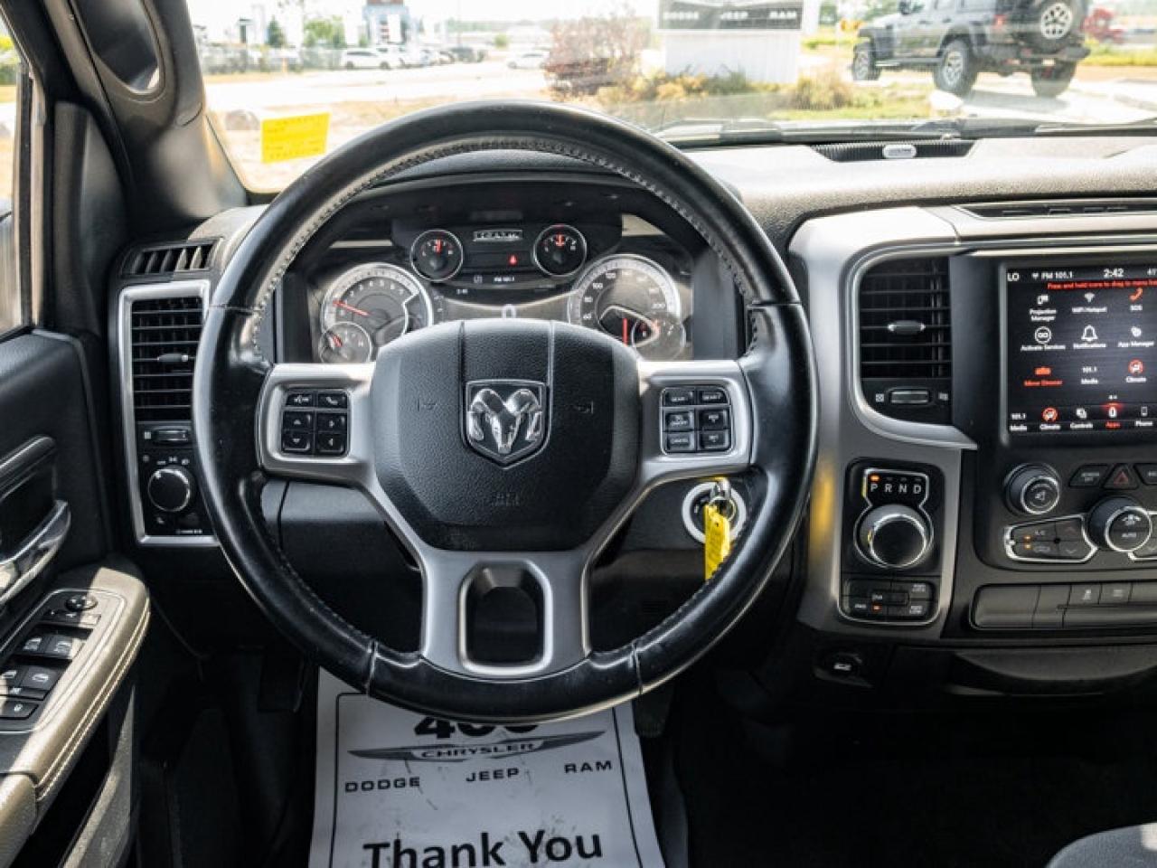 2021 RAM 1500 Classic WARLOCK Photo2