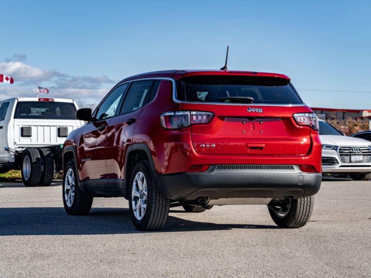 2025 Jeep Compass Sport Photo