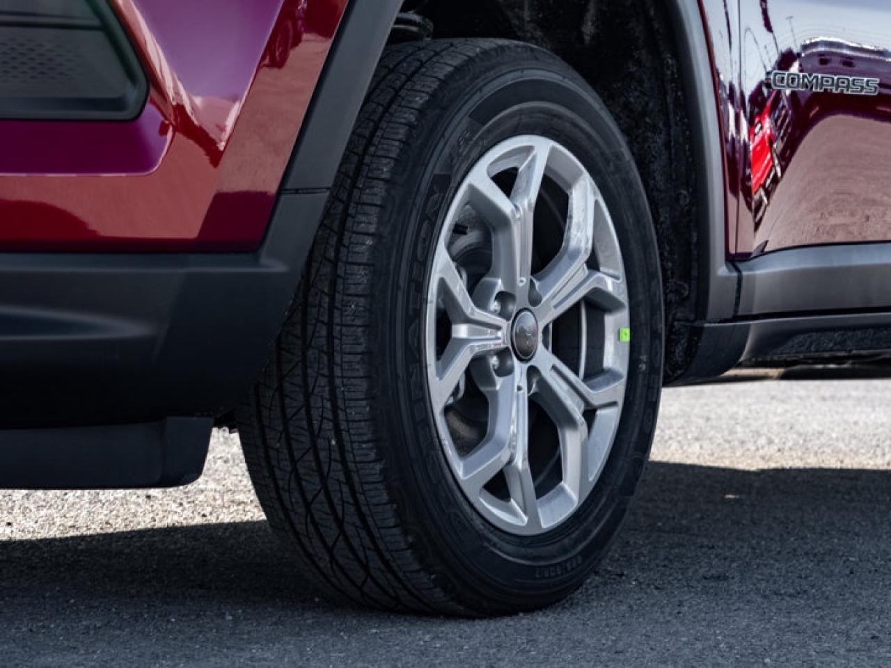 2025 Jeep Compass Sport Photo