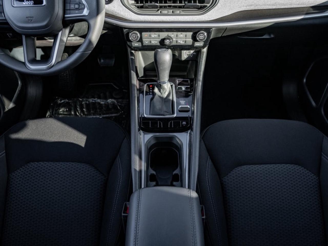 2025 Jeep Compass Sport Photo