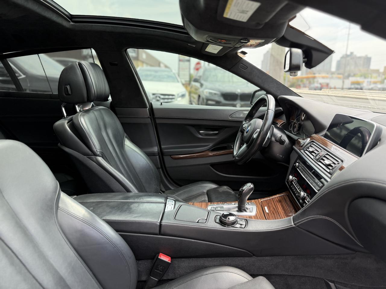 2016 BMW 6 Series 650i //M SPORT | PANO | HEAD UP DISPLAY - Photo #32