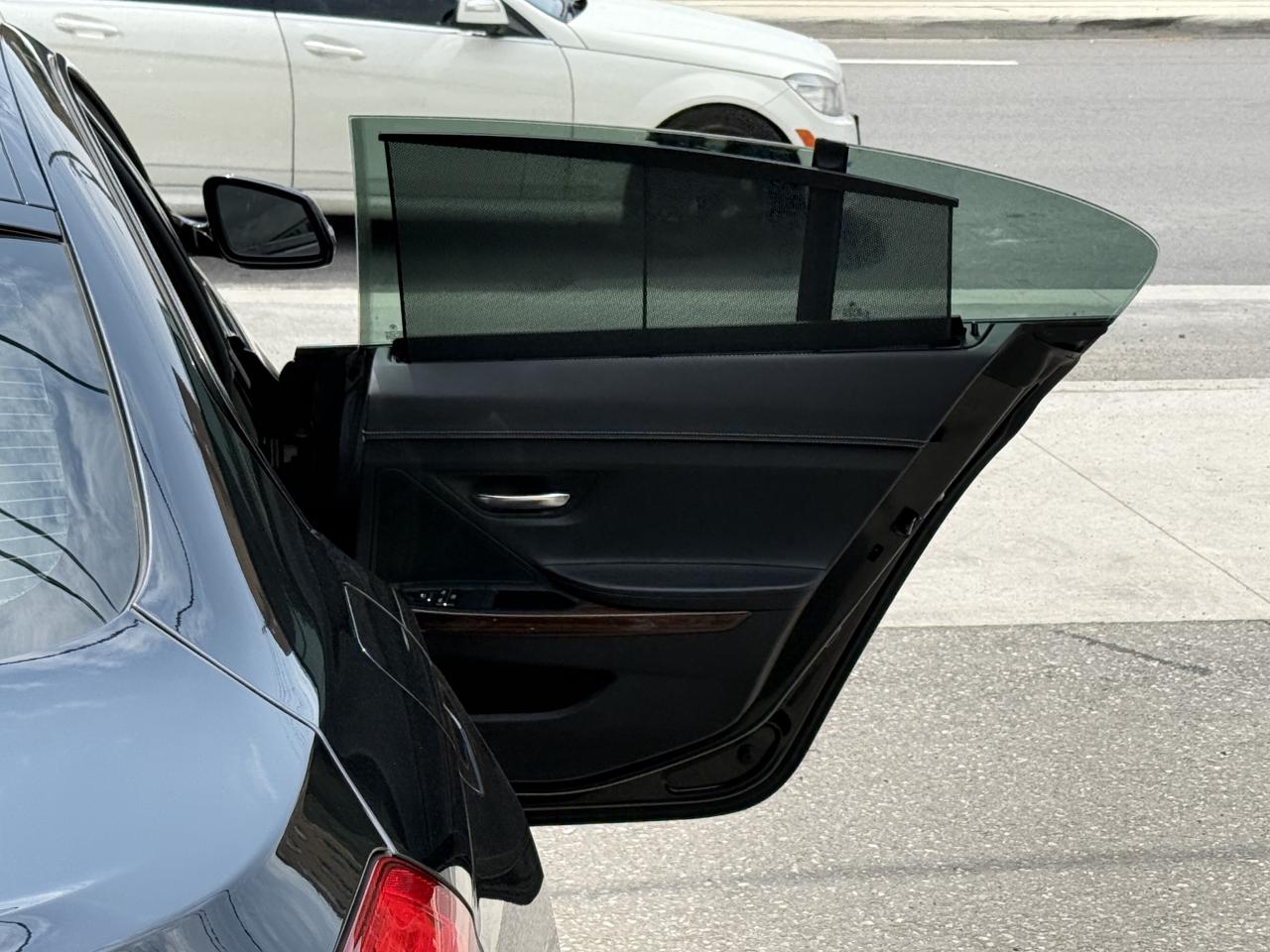 2016 BMW 6 Series 650i //M SPORT | PANO | HEAD UP DISPLAY - Photo #35