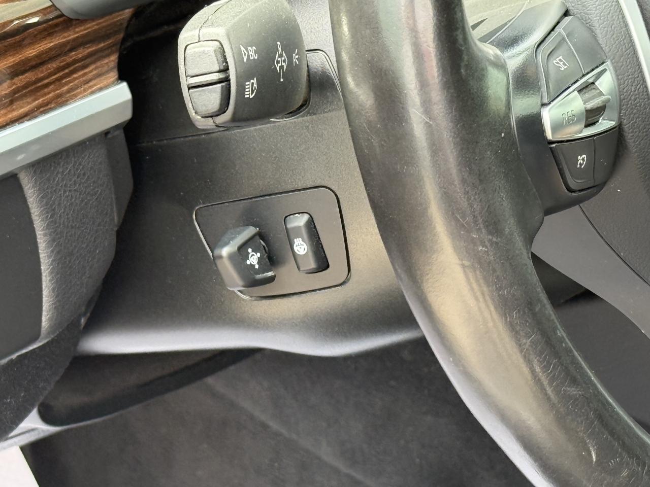 2016 BMW 6 Series 650i //M SPORT | PANO | HEAD UP DISPLAY Photo