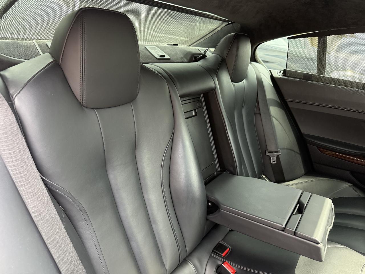 2016 BMW 6 Series 650i //M SPORT | PANO | HEAD UP DISPLAY Photo