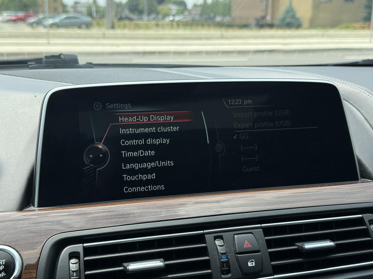 2016 BMW 6 Series 650i //M SPORT | PANO | HEAD UP DISPLAY Photo